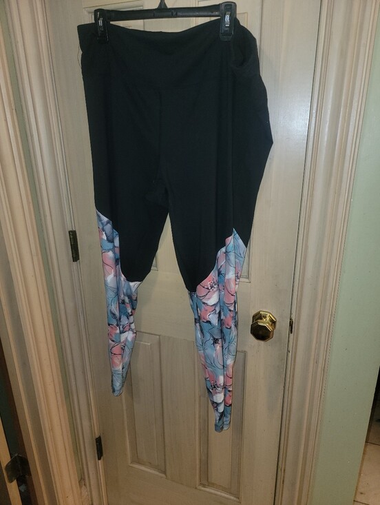 Marika Pants - Womens Plus Sz 2X Marika Athletic Pants Workout Wear Floral And Black
